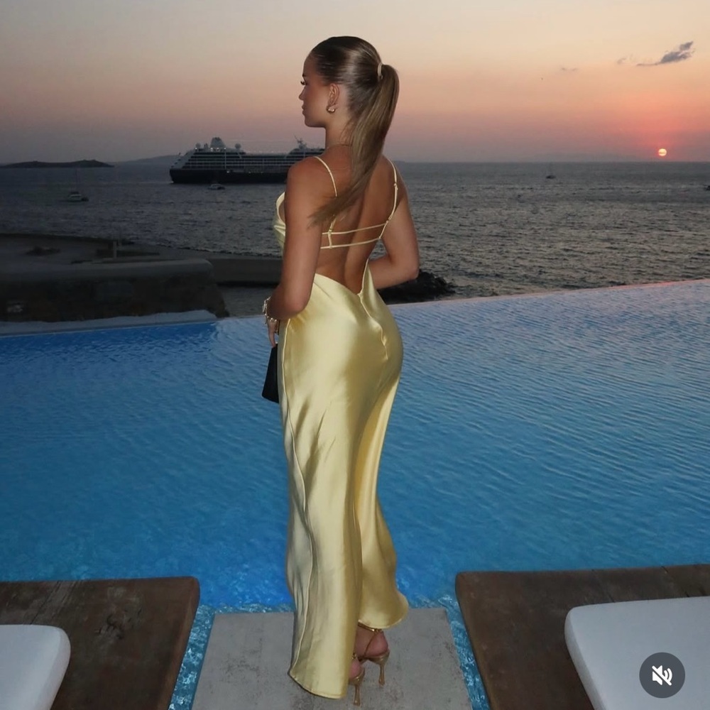 Zara maxi dress flowy butter yellow satin effect wedding evening party - Picture 3 of 16